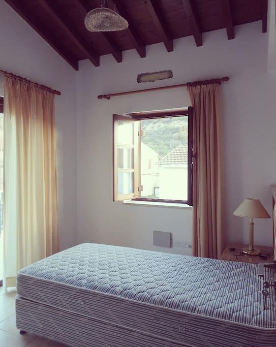 Corner Cottage Lania Екстериор снимка